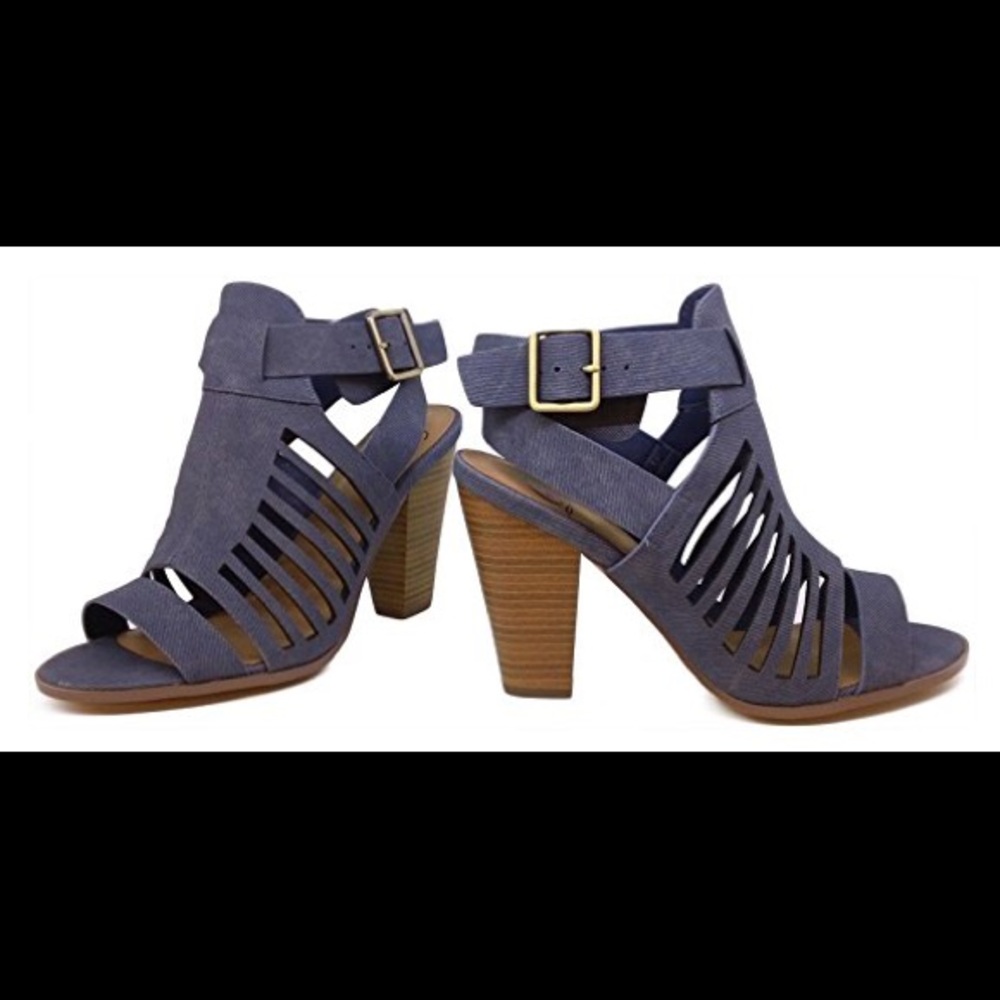 ๐ Strappy Caged Heel Sandal - Picture 6 of 7
